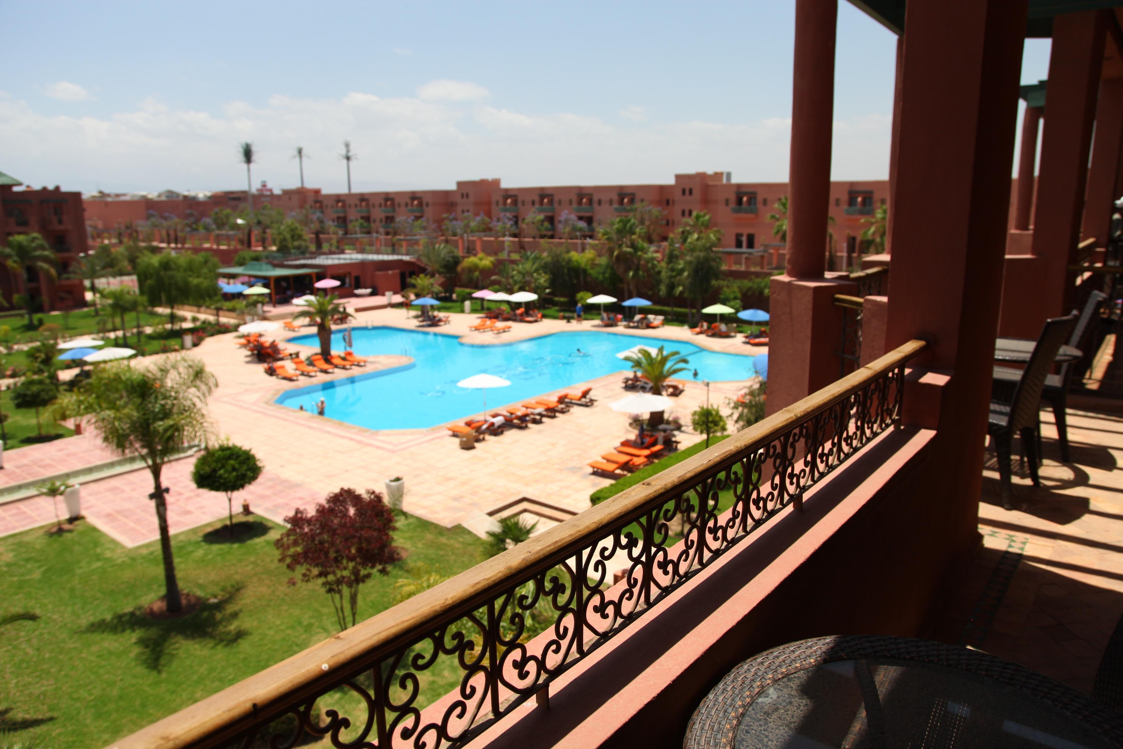 Palm Plaza Marrakech Hotel Marrakesh Ngoại thất bức ảnh The swimming pool at the hotel